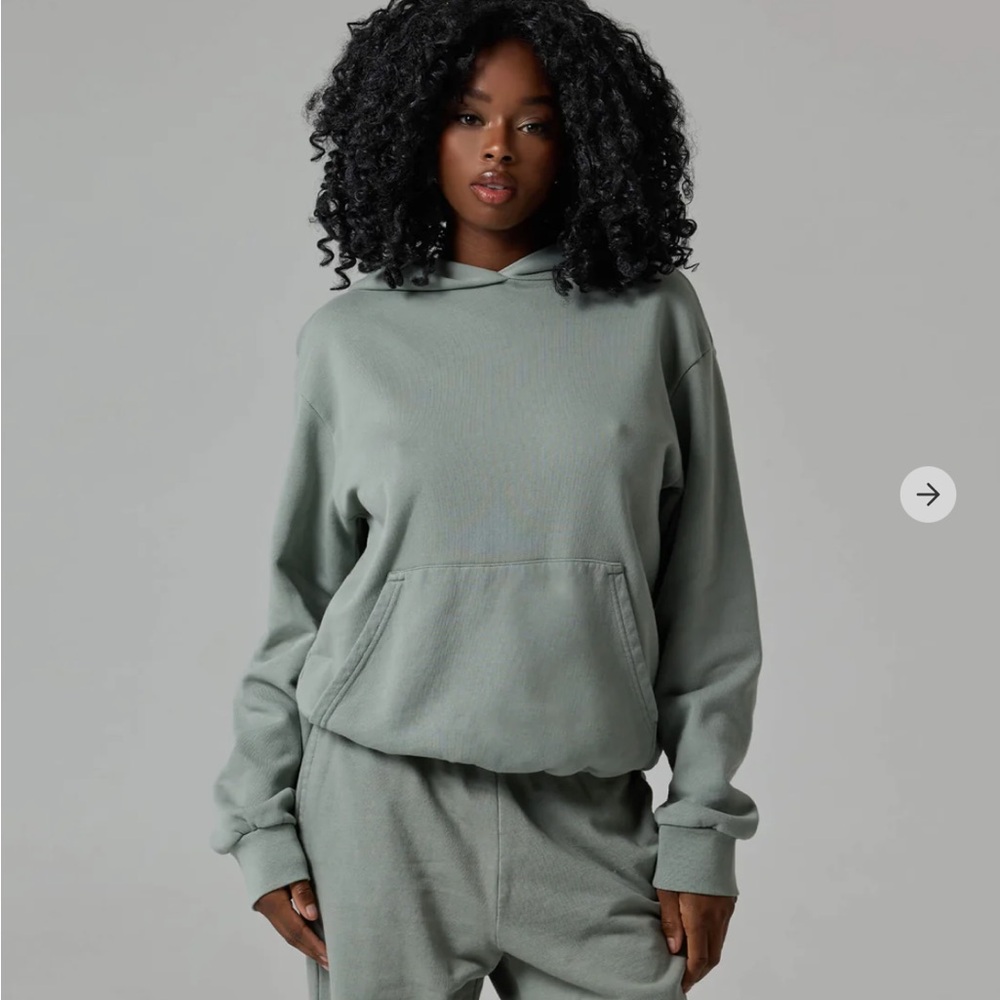Talentless Women’s light weight Hoodie